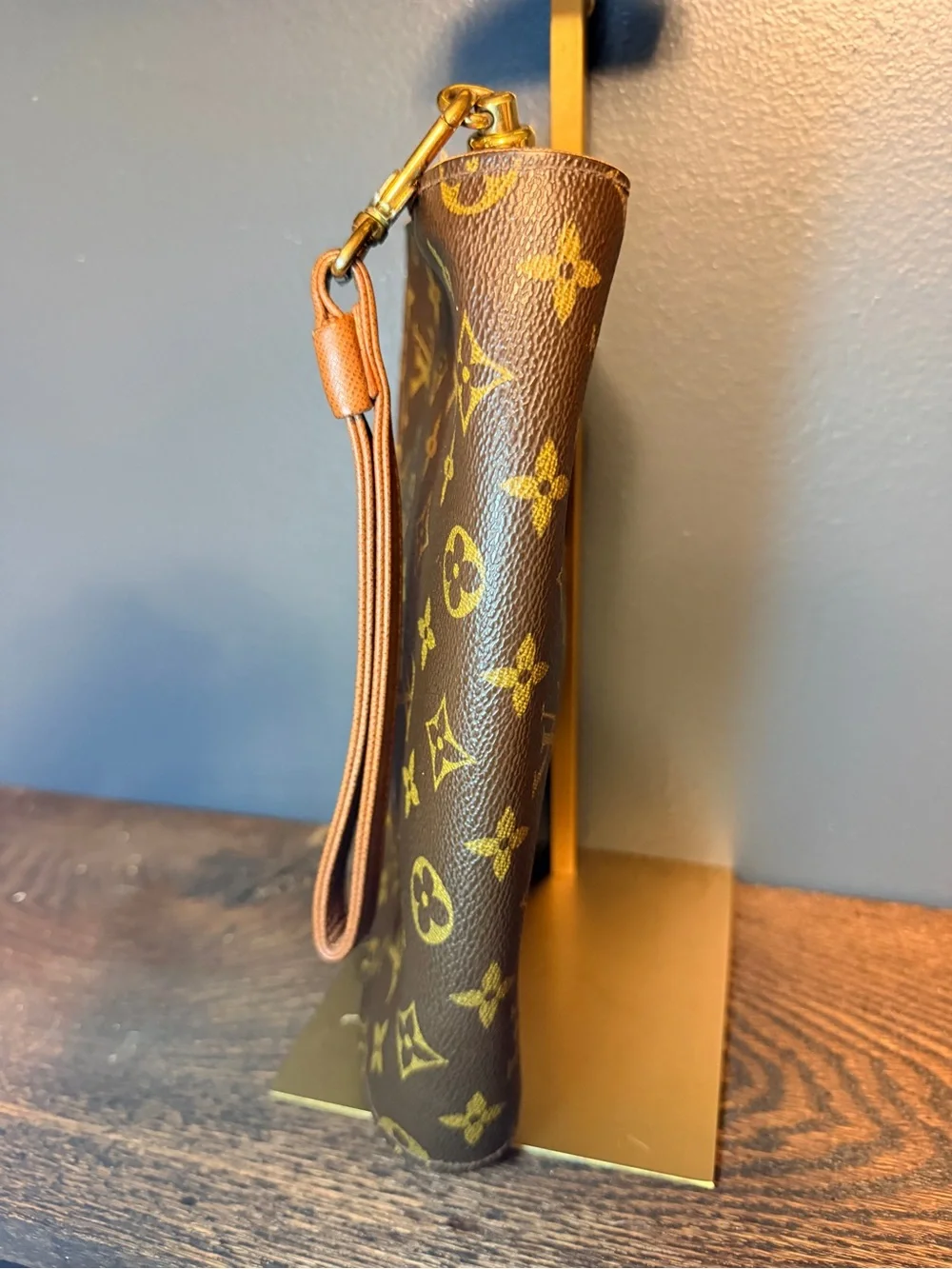 Louis Vuitton Monogram Canvas Wristlet Clutch - Brown/Gold